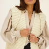 Beige Grof Gebreid Gilet Met Schoudervulling