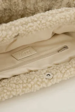 Beige Teddy Shopper Met Ruffle Strap