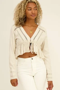 Beige Top Met Kanten Bandjes & Strik Detail