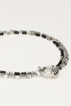 Driedubbele Armband Met Zwarte Kralen