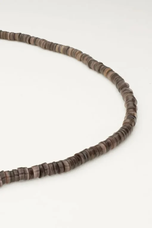 Equal Ketting Met Zwarte Platte Kralen