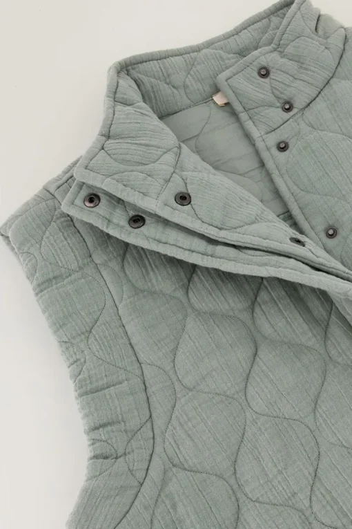 Grijze Gewatteerde Bodywarmer Met Drukknopen