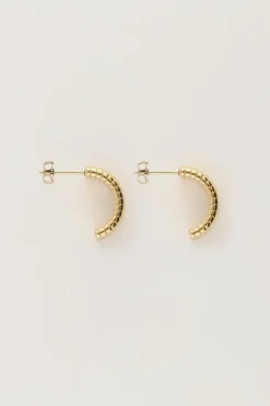 Halve Oorringen Met Ribbels