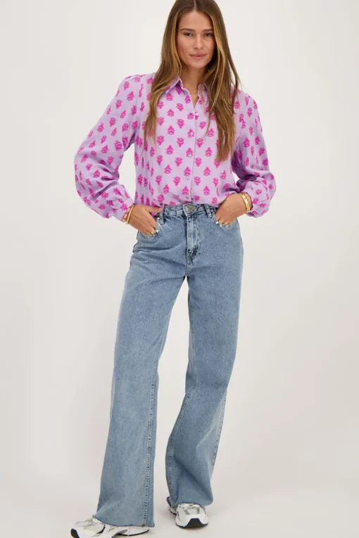 Lila Blouse Met Roze Bladeren