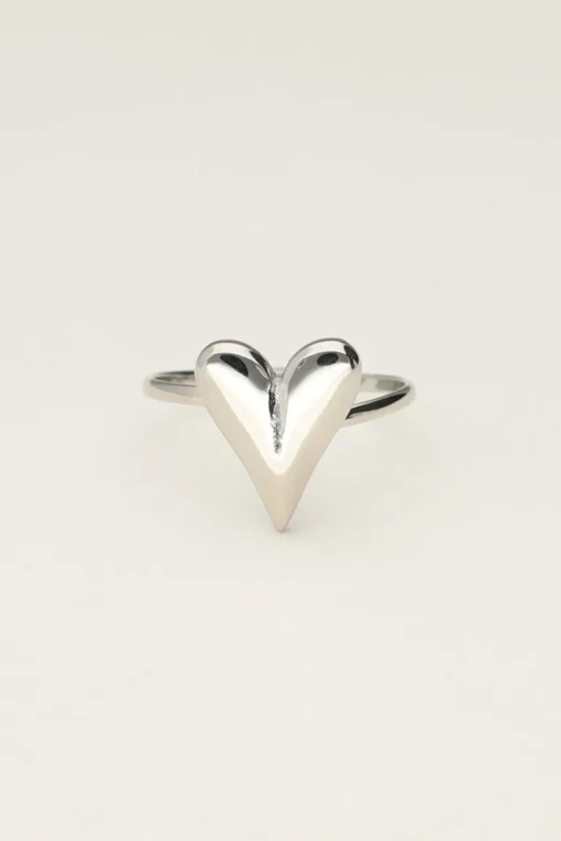 Minimalistische Ring Met Statement Hartje