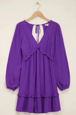 Paarse Jurk Met Lange Mouwen & Open Rug