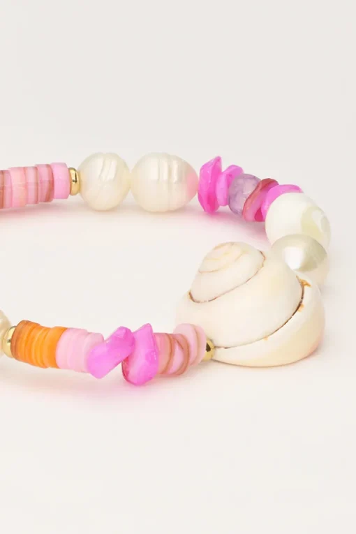 Parelarmband Met Roze Kralen En Schelp