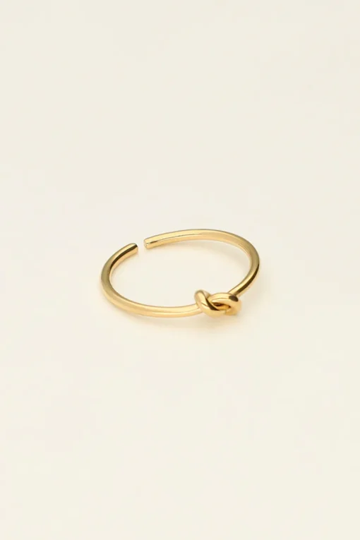 Ring Met Knoop