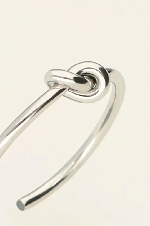 Ring Met Knoop