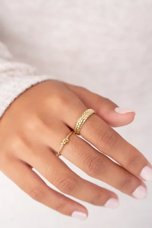 Ring Met Knoop