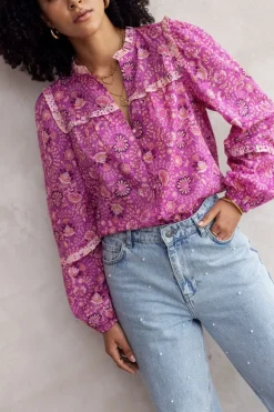 Roze Blouse Met Ruffles En Bloemenprint