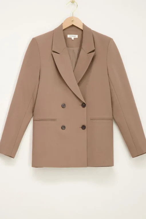 Taupe Blazer Met Dubbele Knopen