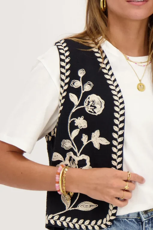 Zwart Gilet Met Crème Embroidery