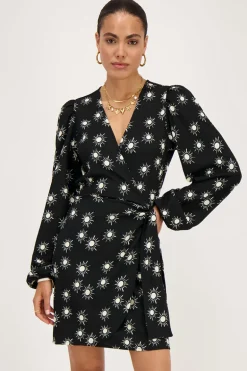 Zwarte Crinkle Wikkeljurk Met Zonnetjes Print