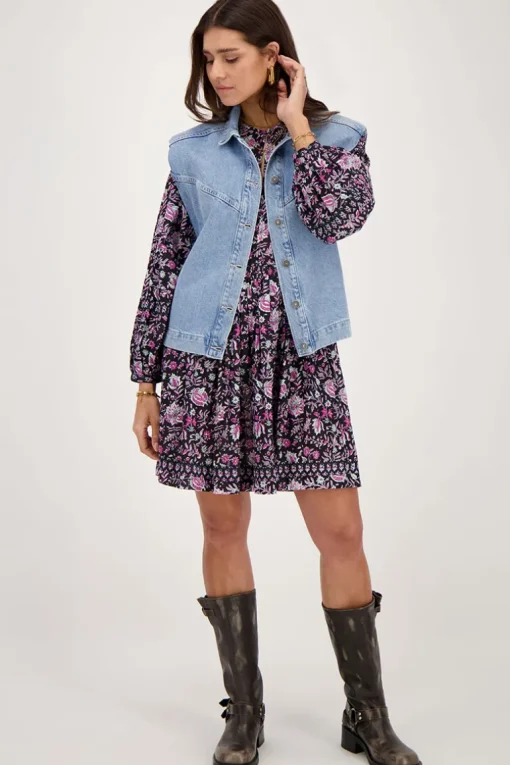 Zwarte Jurk Met Lila En Roze Bloemenprint