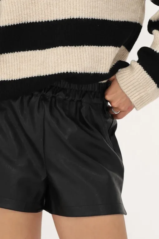 Zwarte Leatherlook Short Met Elastieken Band