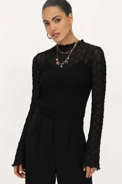 Zwarte Mesh Top Met Flared Mouwen & Structuur