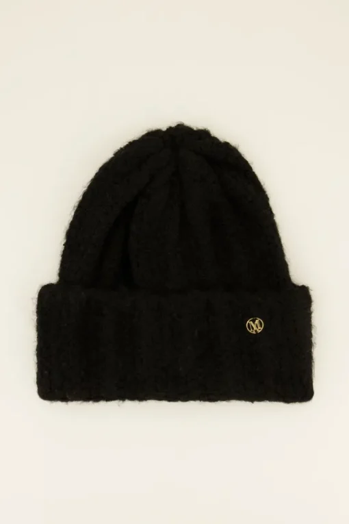 Zwarte Muts Met Brede Kabels