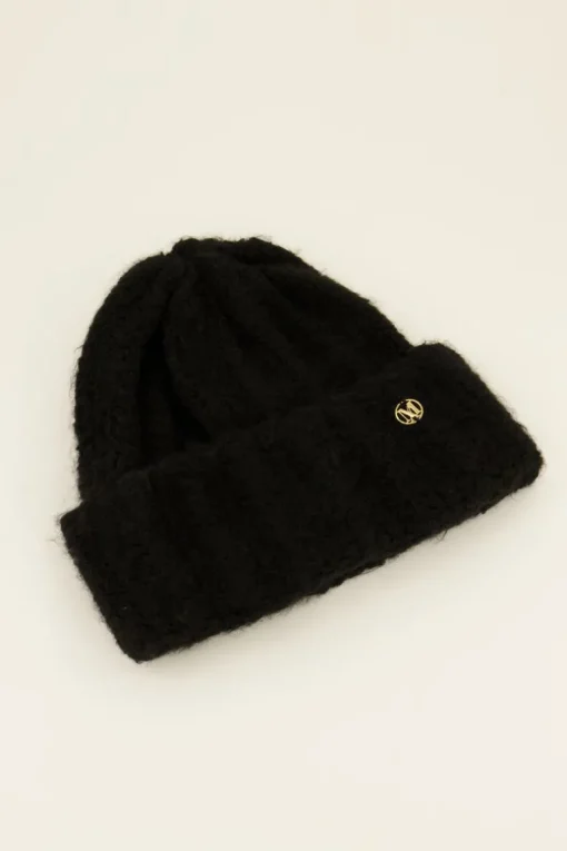 Zwarte Muts Met Brede Kabels