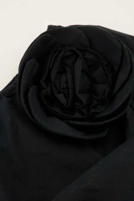 Zwarte One-shoulder Top Met Bloem