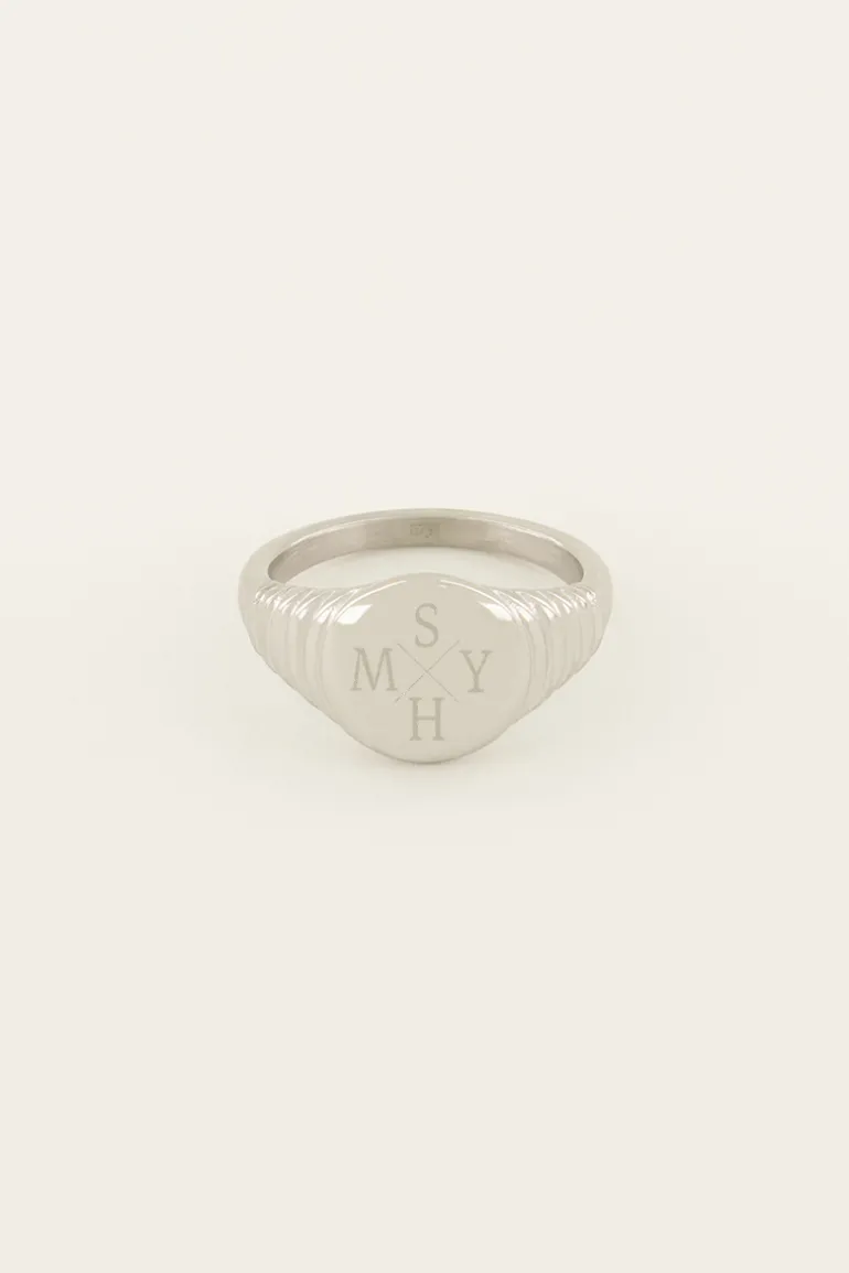 Atelier Zegelring Met Ribbels