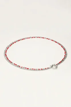 Driedubbele Ketting Met Rode Kralen