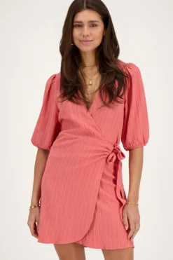 Koraal-roze Crinkle Wikkeljurk