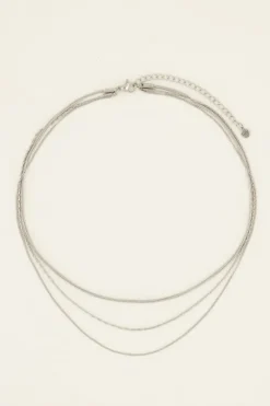 Minimalistische Driedubbele Ketting
