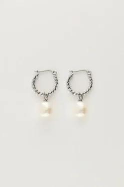 Oorringen Gedraaid Met Parel