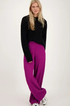 Paarse Wide Leg Broek Met Structuur