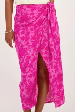 Roze Midi Rok Met Overslag En Bloemenprint