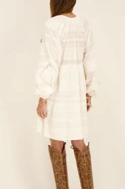 Witte Jurk Met Embroidery Mouwen