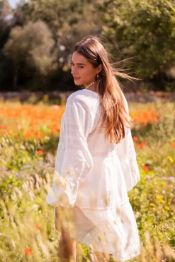 Witte Jurk Met Embroidery Mouwen