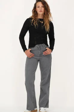 Zwarte Kanten Top Met Boothals