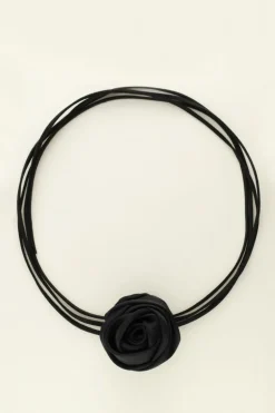 Zwarte Koord Choker Met Satijnen Bloem